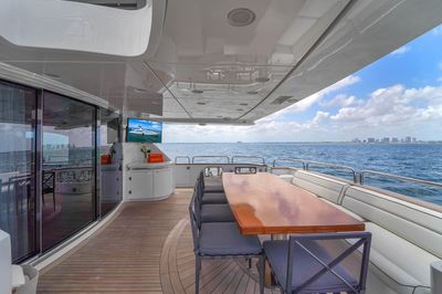 Yacht