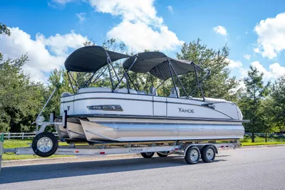 Tahoe Pontoon CASCADE