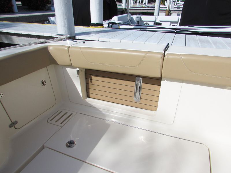 2019 Scout 380 LXF