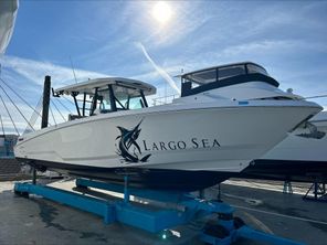 2020 Wellcraft 352 Fisherman