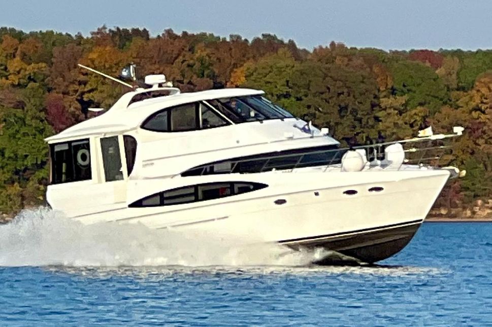 carver yachts phone number