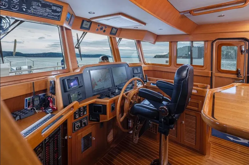 Summer Dreams Yacht Photos Pics 