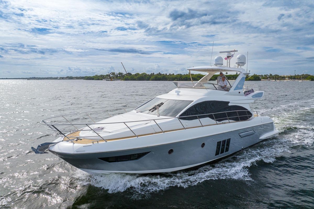 2014 Azimut 54 