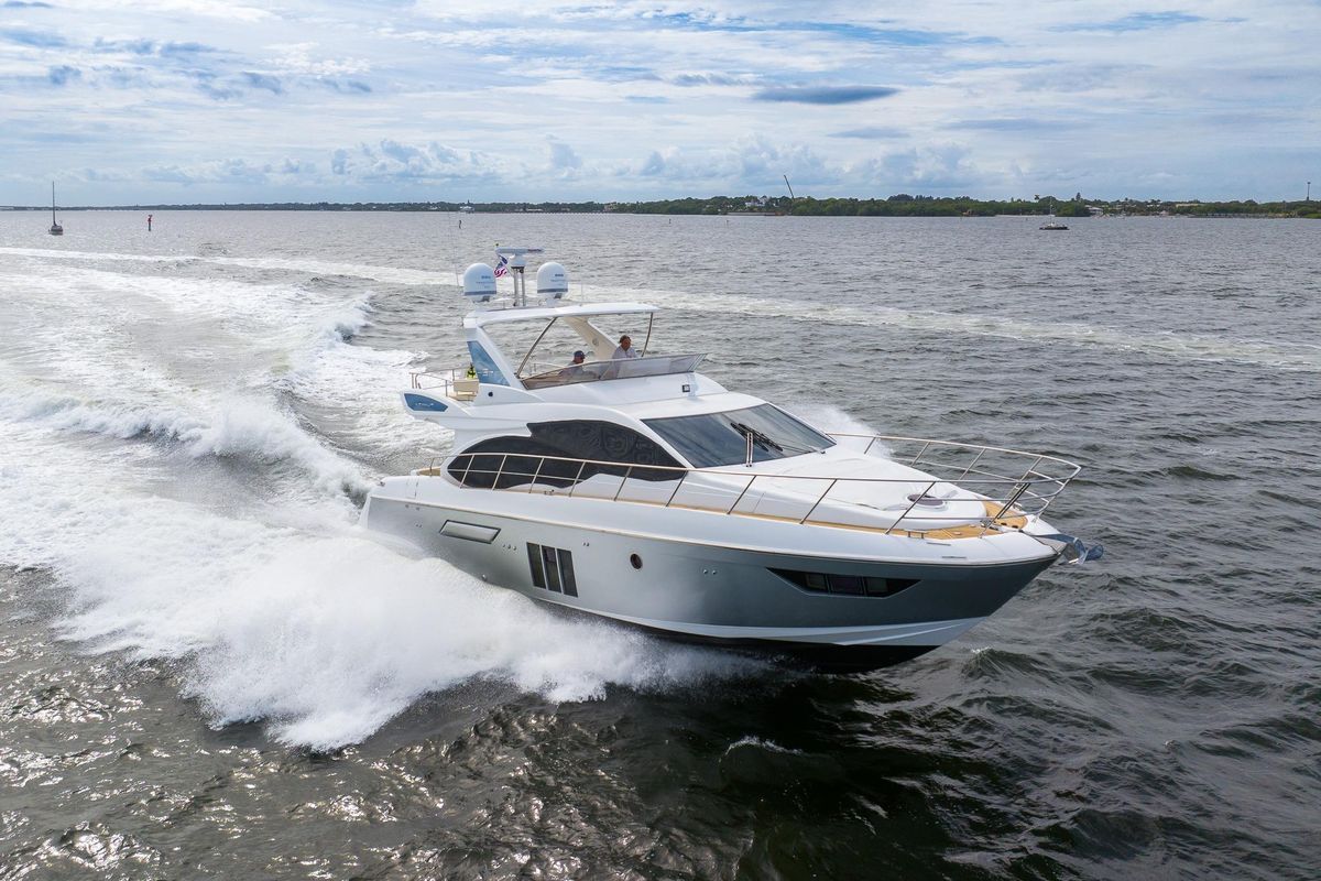 2014 Azimut 54 