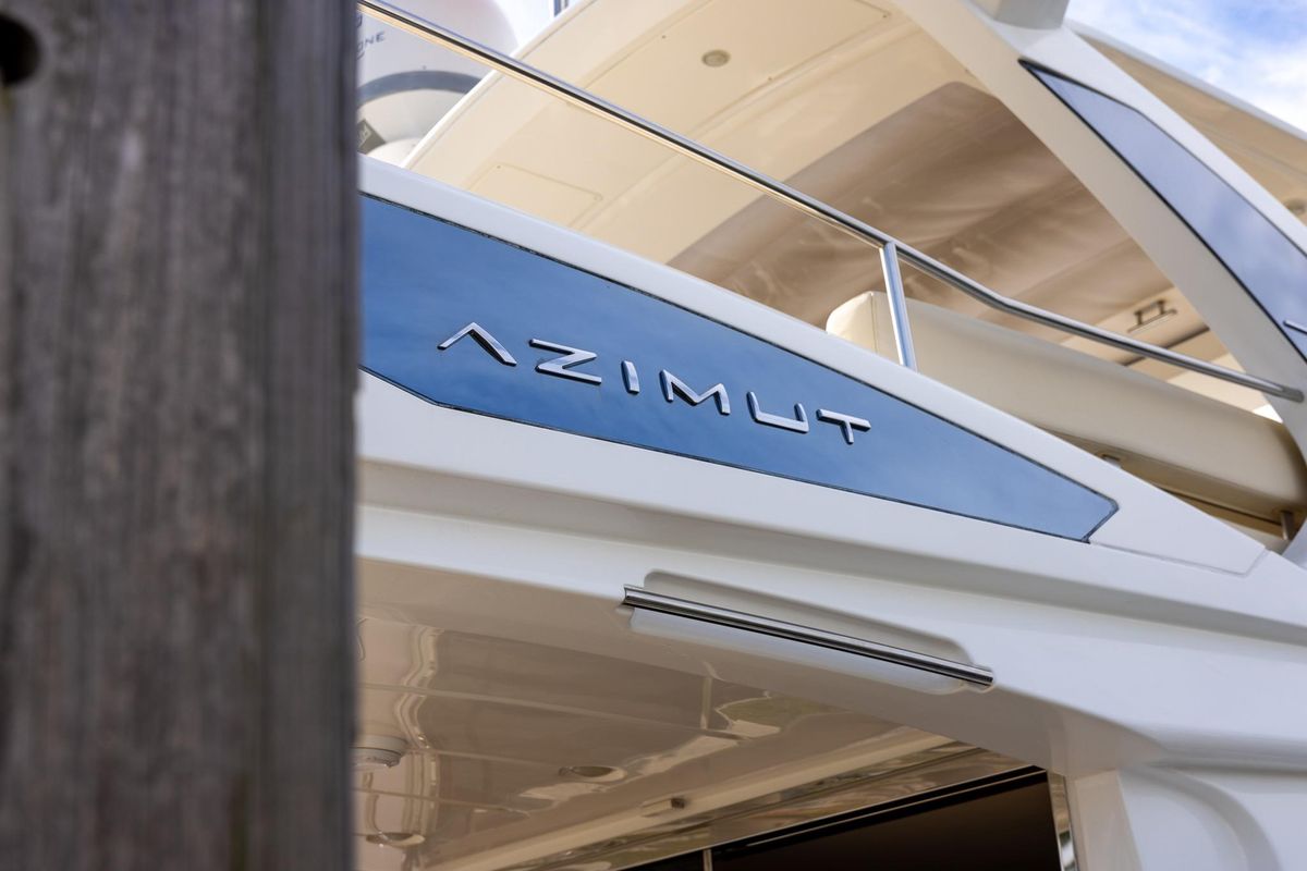 2014 Azimut 54 