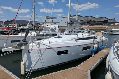 2022 Beneteau Oceanis 34.1