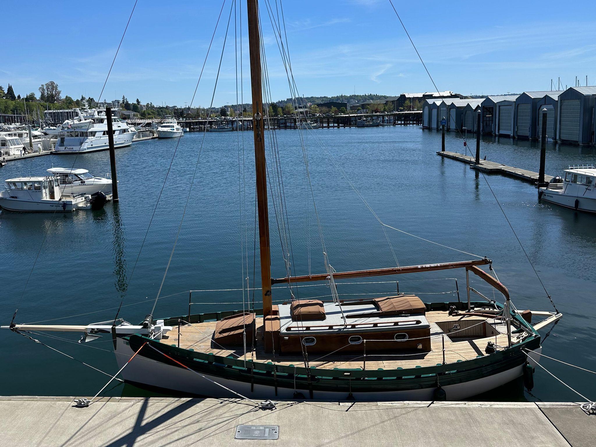 Used 1989 Bristol Channel Cutter 28 - Washington | TopBoats