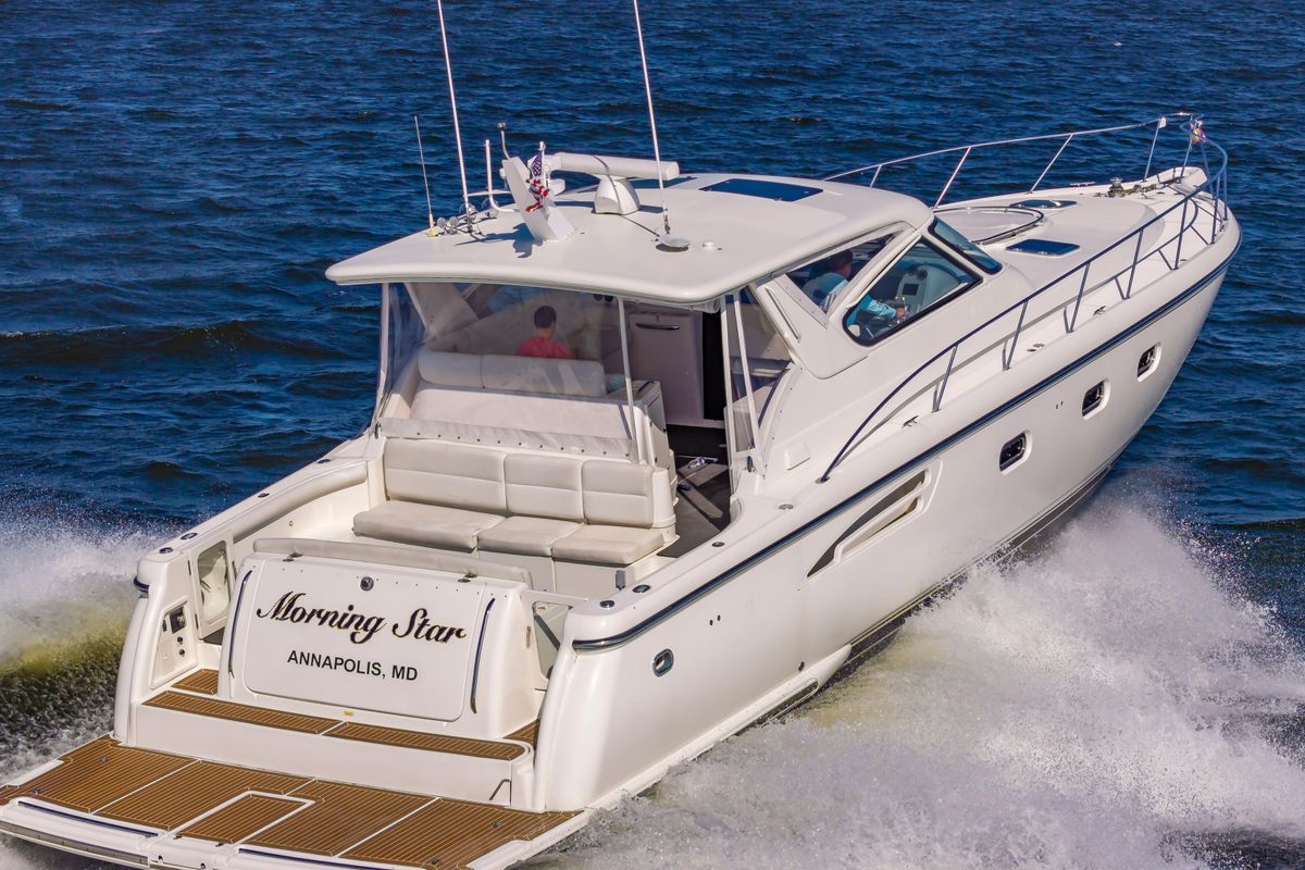 2002 Tiara Yachts 52 