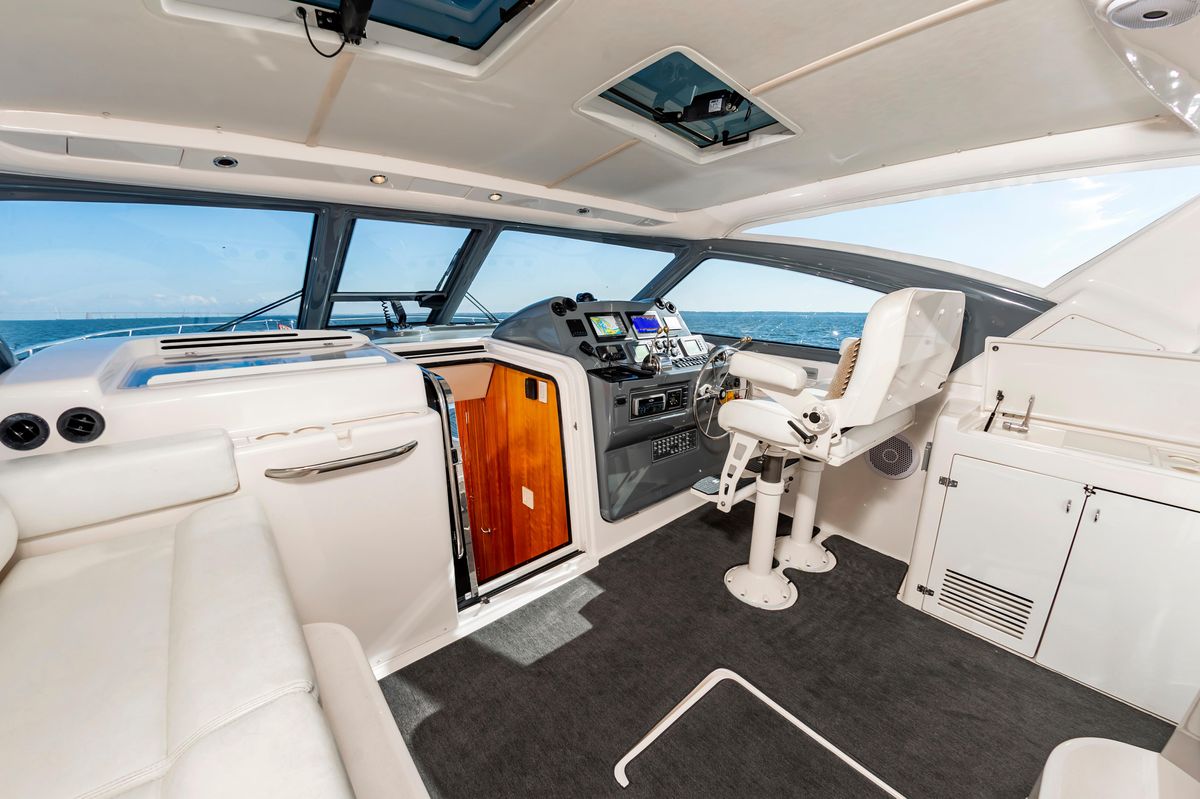 2002 Tiara Yachts 52 