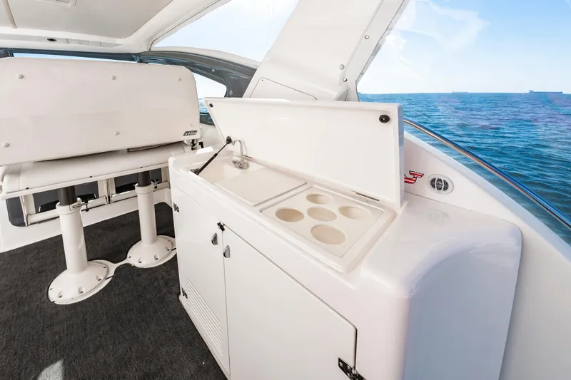 Morningstar Yacht Photos Pics 