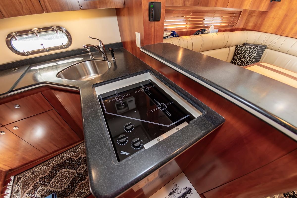 2002 Tiara Yachts 52 
