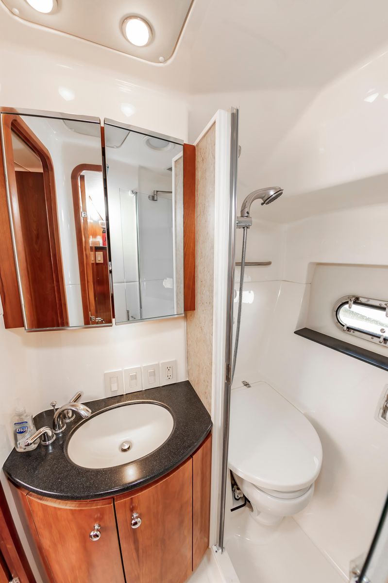 2002 Tiara Yachts 52 