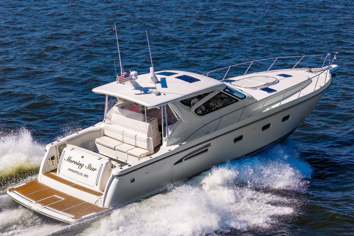2002 Tiara Yachts 52 