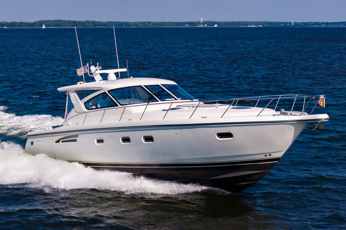 2002 Tiara Yachts 52 