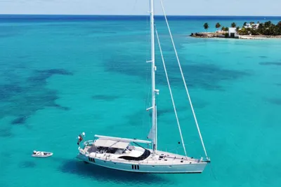 2015 Oyster 725