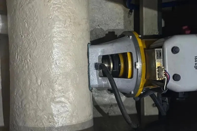  Yacht Photos Pics Engine component of a 2006 Sea Ray 580 Sedan Bridge yacht, featuring mechanical and electrical parts.