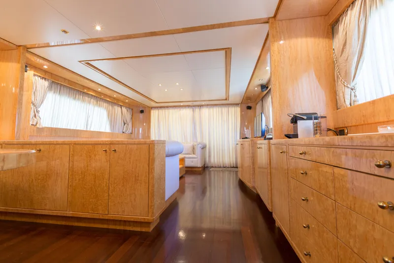 Hermes Yacht Photos Pics 2004 Sanlorenzo Hermes Dining