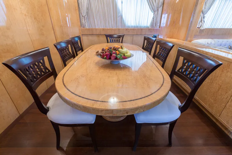 Hermes Yacht Photos Pics 2004 Sanlorenzo Hermes Dining 3