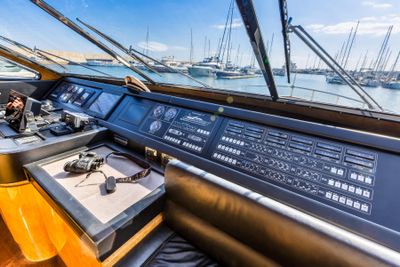 Yacht