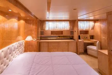 Hermes Yacht Photos Pics 