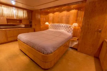 Hermes Yacht Photos Pics 