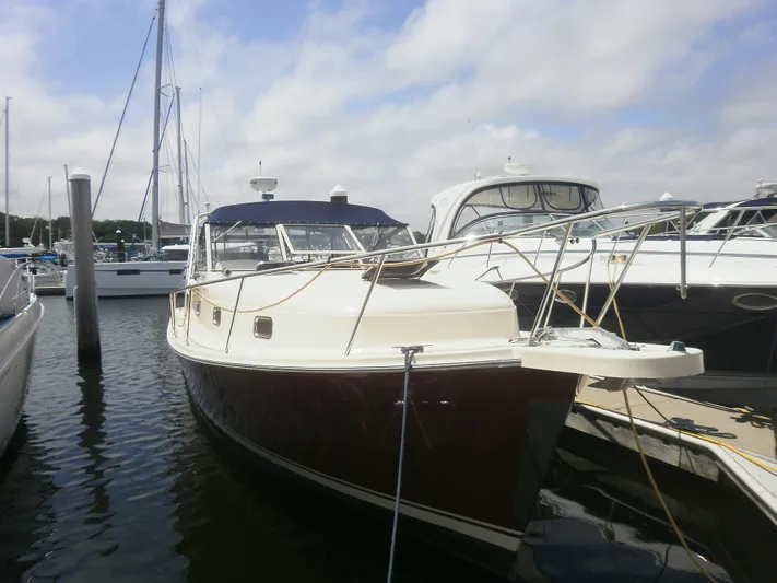 Knot A Care Yacht Photos Pics 