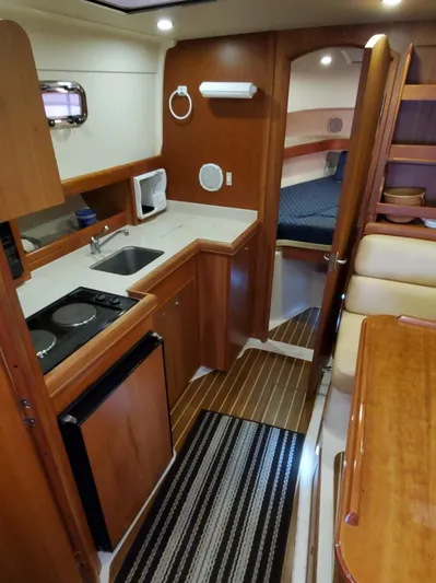 Knot A Care Yacht Photos Pics 