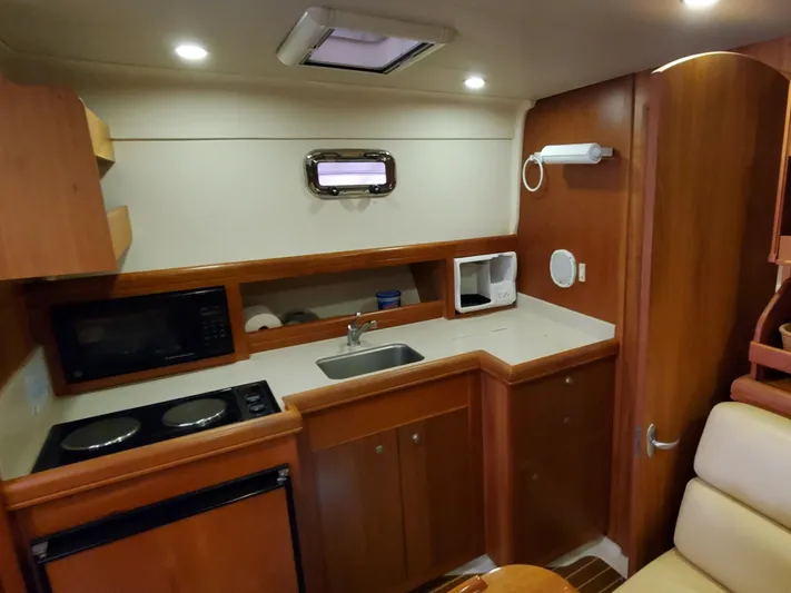 Knot A Care Yacht Photos Pics 