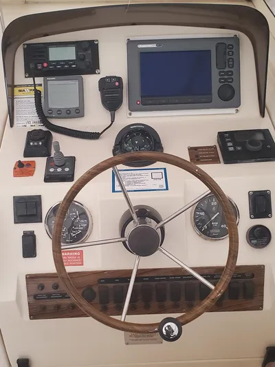 Knot A Care Yacht Photos Pics 