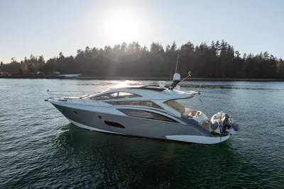 Marquis 500 Sport Coupe