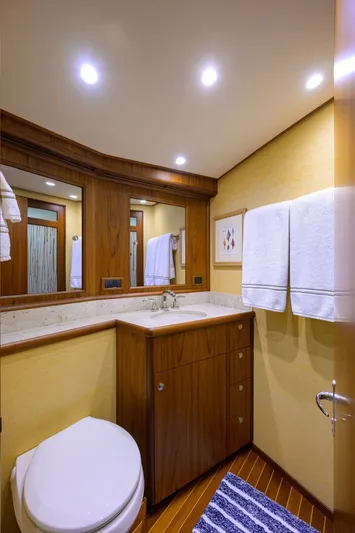 Pescaria Yacht Photos Pics 