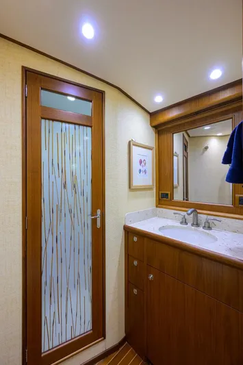 Pescaria Yacht Photos Pics 