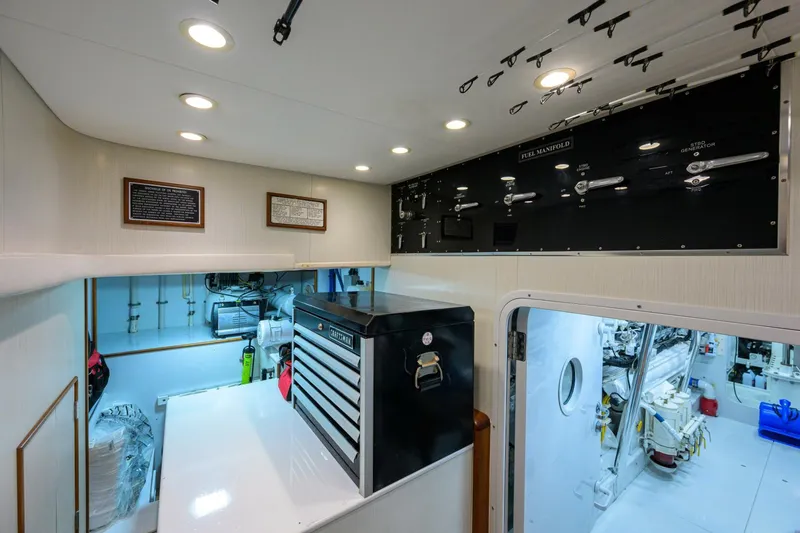 Pescaria Yacht Photos Pics 