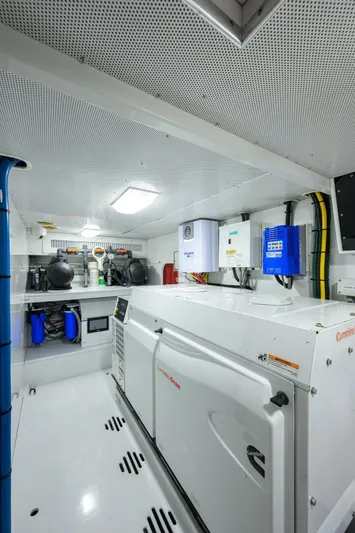 Pescaria Yacht Photos Pics 