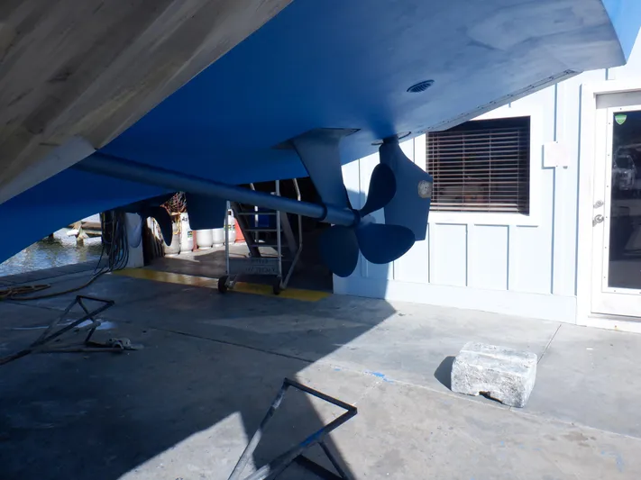 Always Something Yacht Photos Pics 