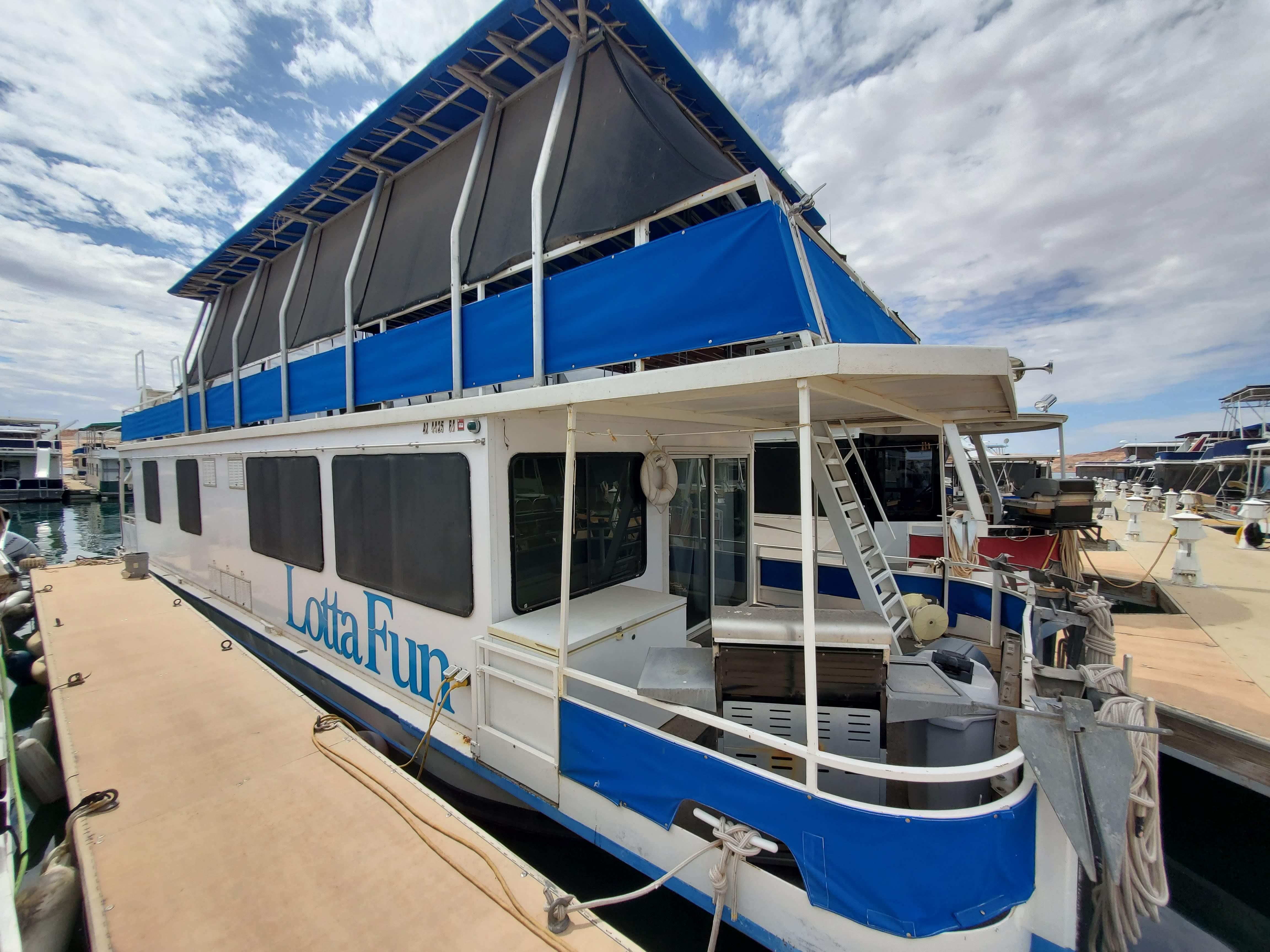 Skipperliner 55x15 Houseboat