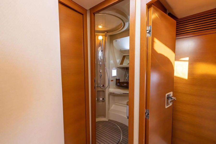 2012 Azimut 40 Flybridge