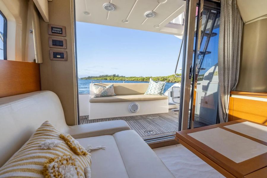 2012 Azimut 40 Flybridge