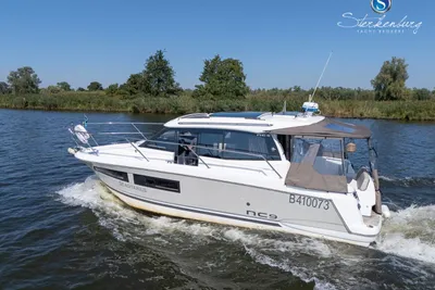 2017 Jeanneau NC 9