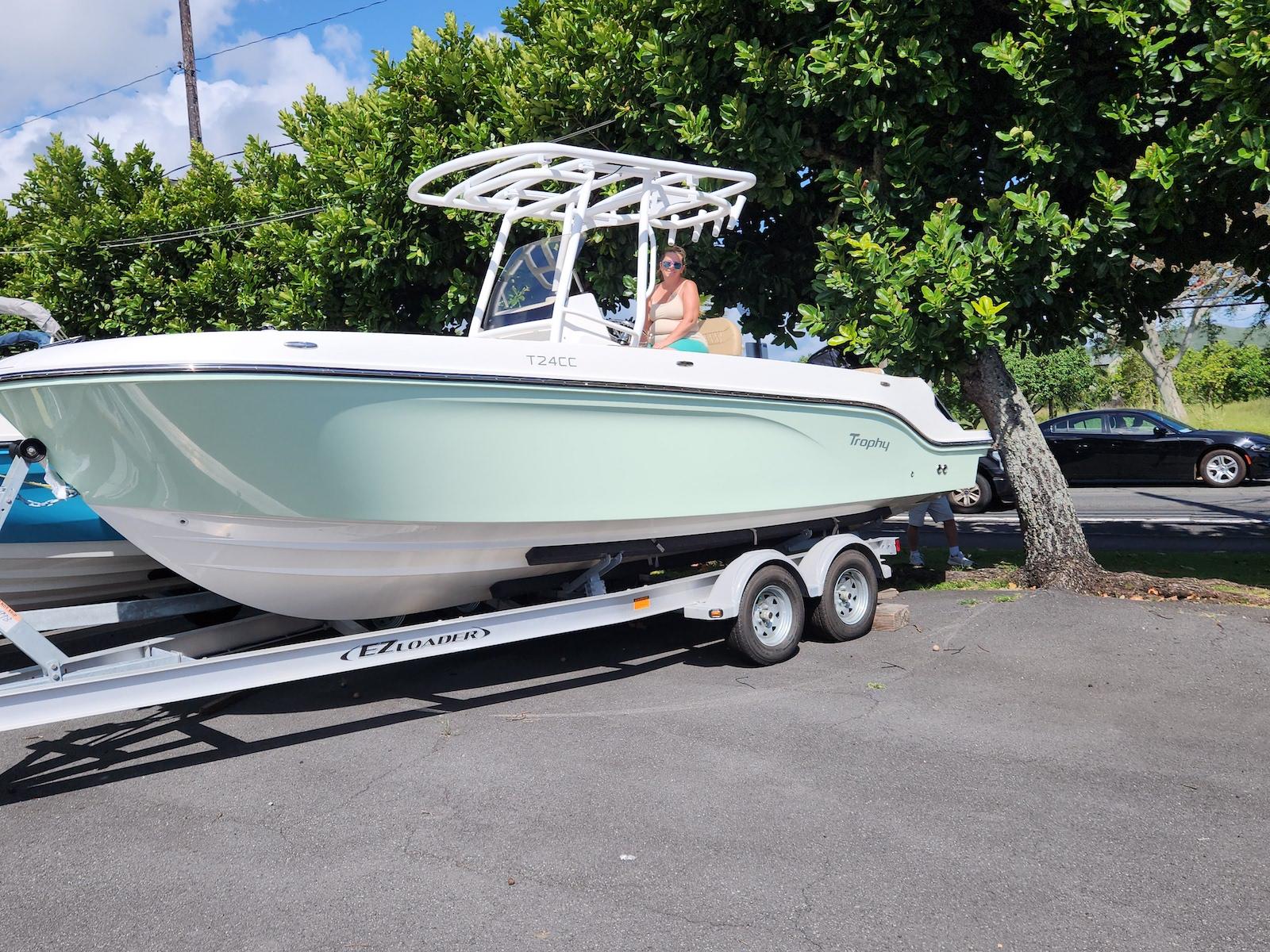 2023 Bayliner Trophy 24cc Center Console For Sale - Yachtworld