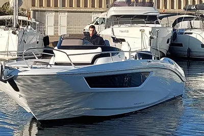 Sessa Marine Key Largo 27 FB