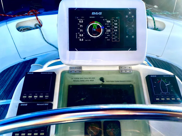 Alpha Carina Yacht Photos Pics Cockpit of 1993 Beneteau Oceanis 440 with B&G navigation instruments.