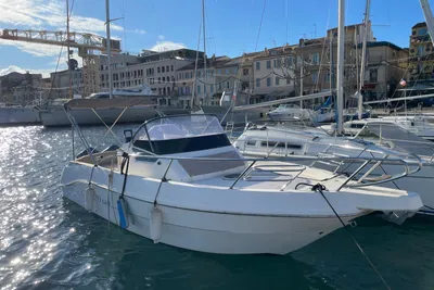 2011 Capelli CAP 28 WA