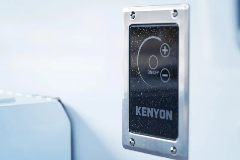 Rip Ride 5 Yacht Photos Pics 