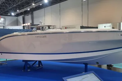 2025 Capoforte SQ240i by Invictus