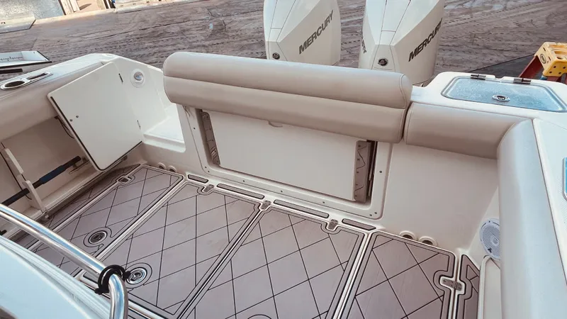 No Name On Record Yacht Photos Pics 