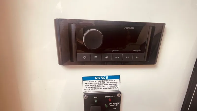 No Name On Record Yacht Photos Pics 