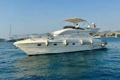2000 Azimut 46