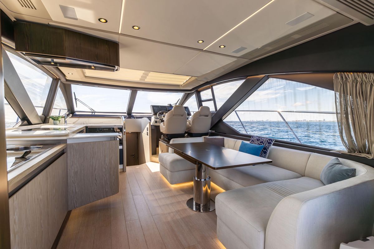 2021 Azimut 60 