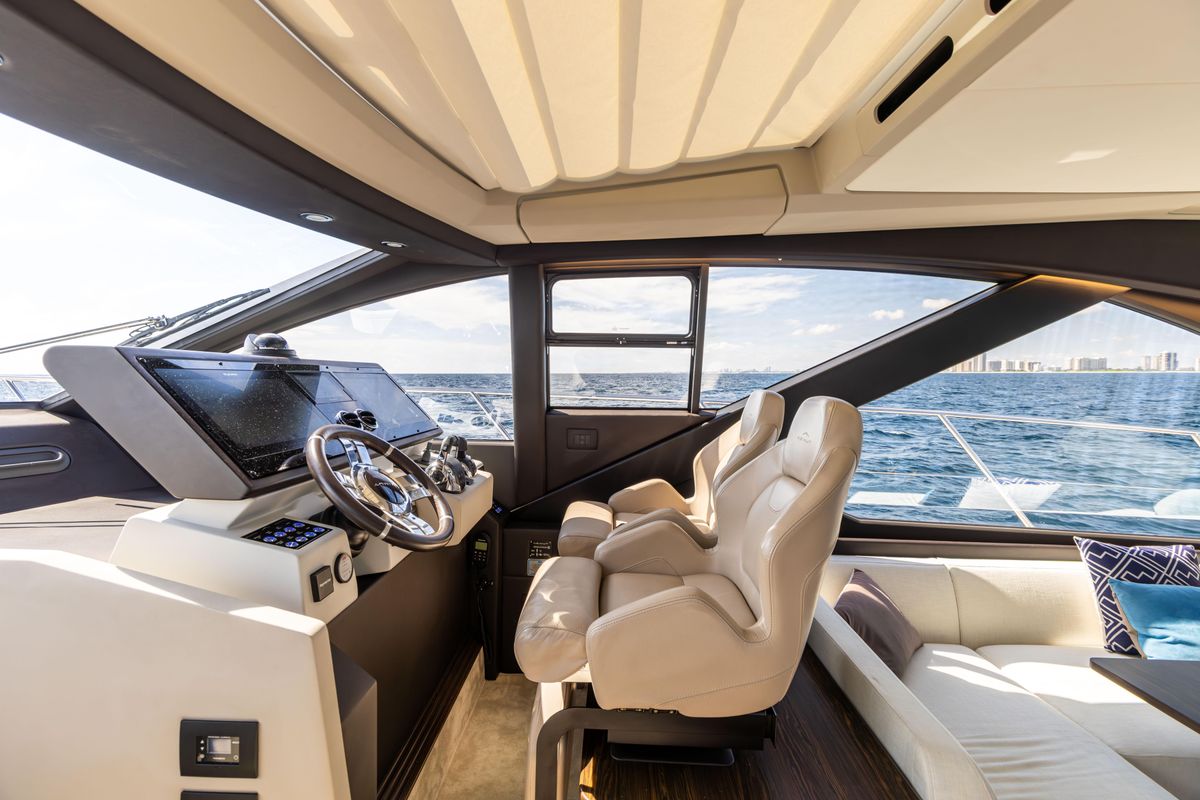 2021 Azimut 60 